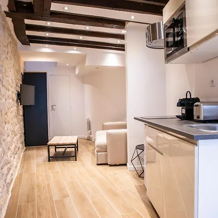 Cia - Des Abbesses * Paris
